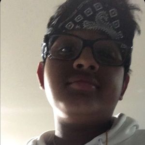 Meet your Posher, Dev